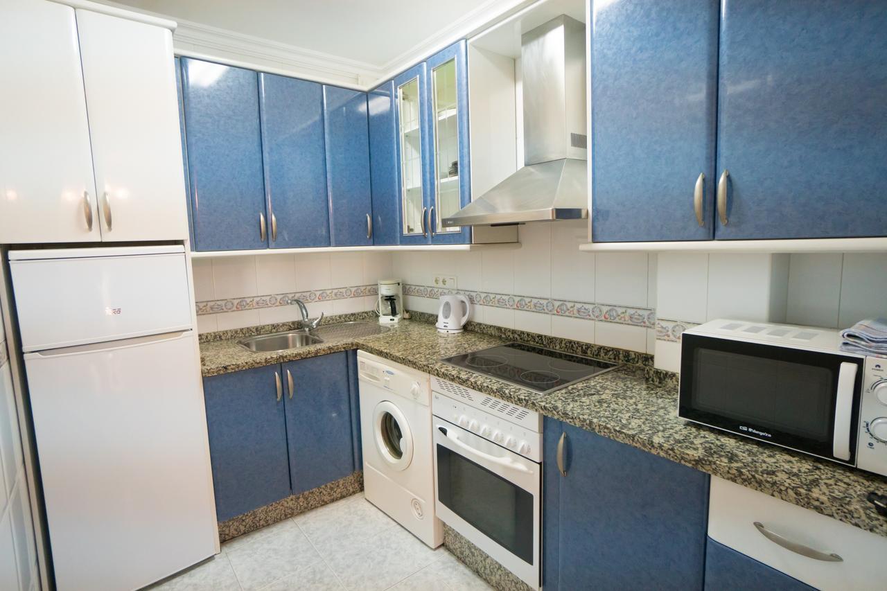 Pulguilla E Menyber Apartment เนร์คา ภายนอก รูปภาพ