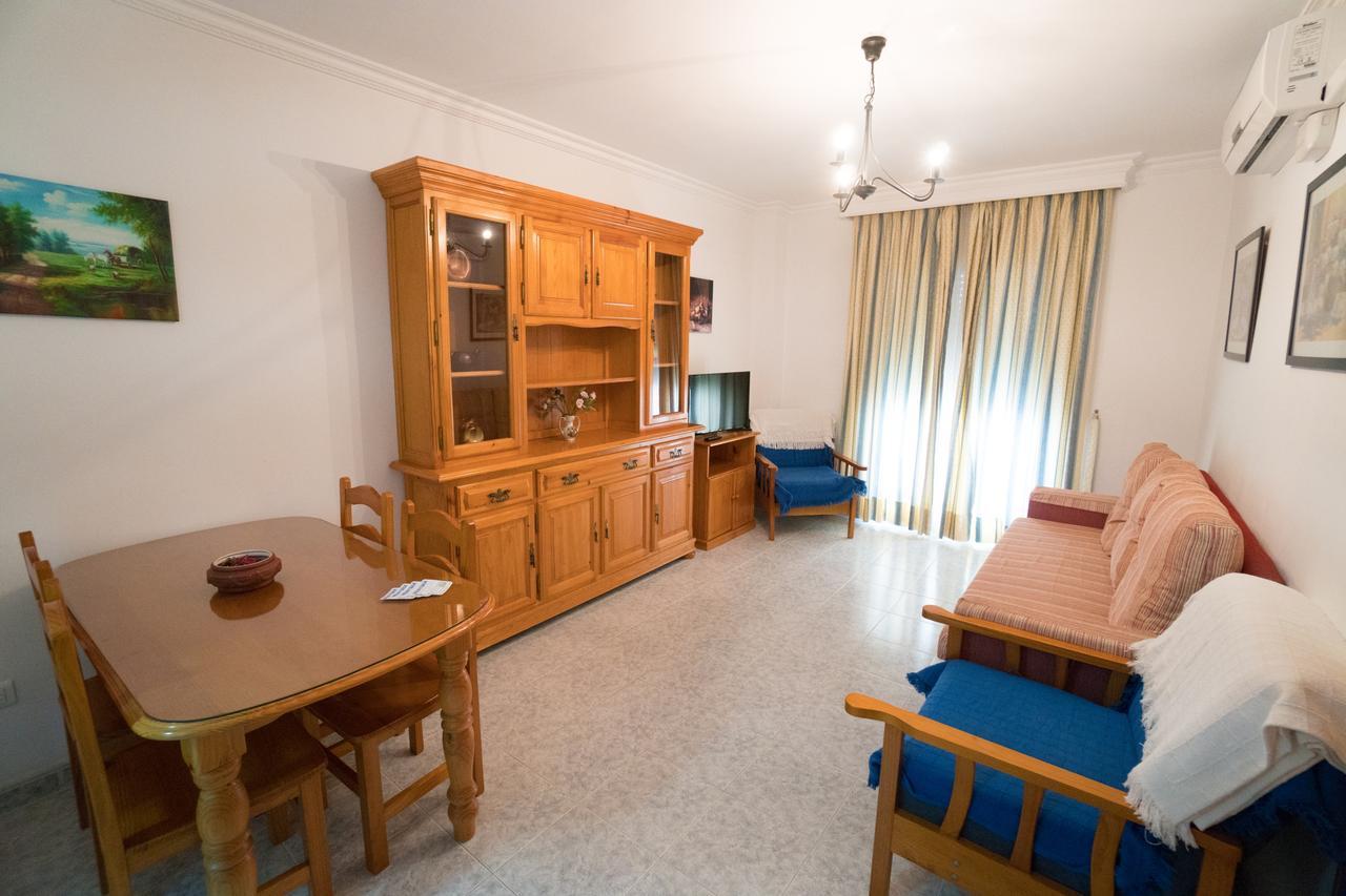 Pulguilla E Menyber Apartment เนร์คา ภายนอก รูปภาพ